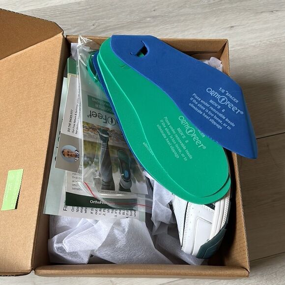 Ortho Feet Monterey Bay Tie-Less - White Sz8 XXWide NWT IN PACKAGING - Picture 9 of 12